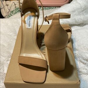 Steve Madden Beige Block Heel Sandals